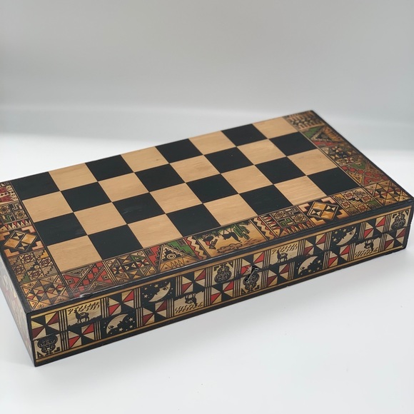 PERUVIAN INCAS Vs CONQUISTADORS FIGURINES CHESS - Picture 7 of 7